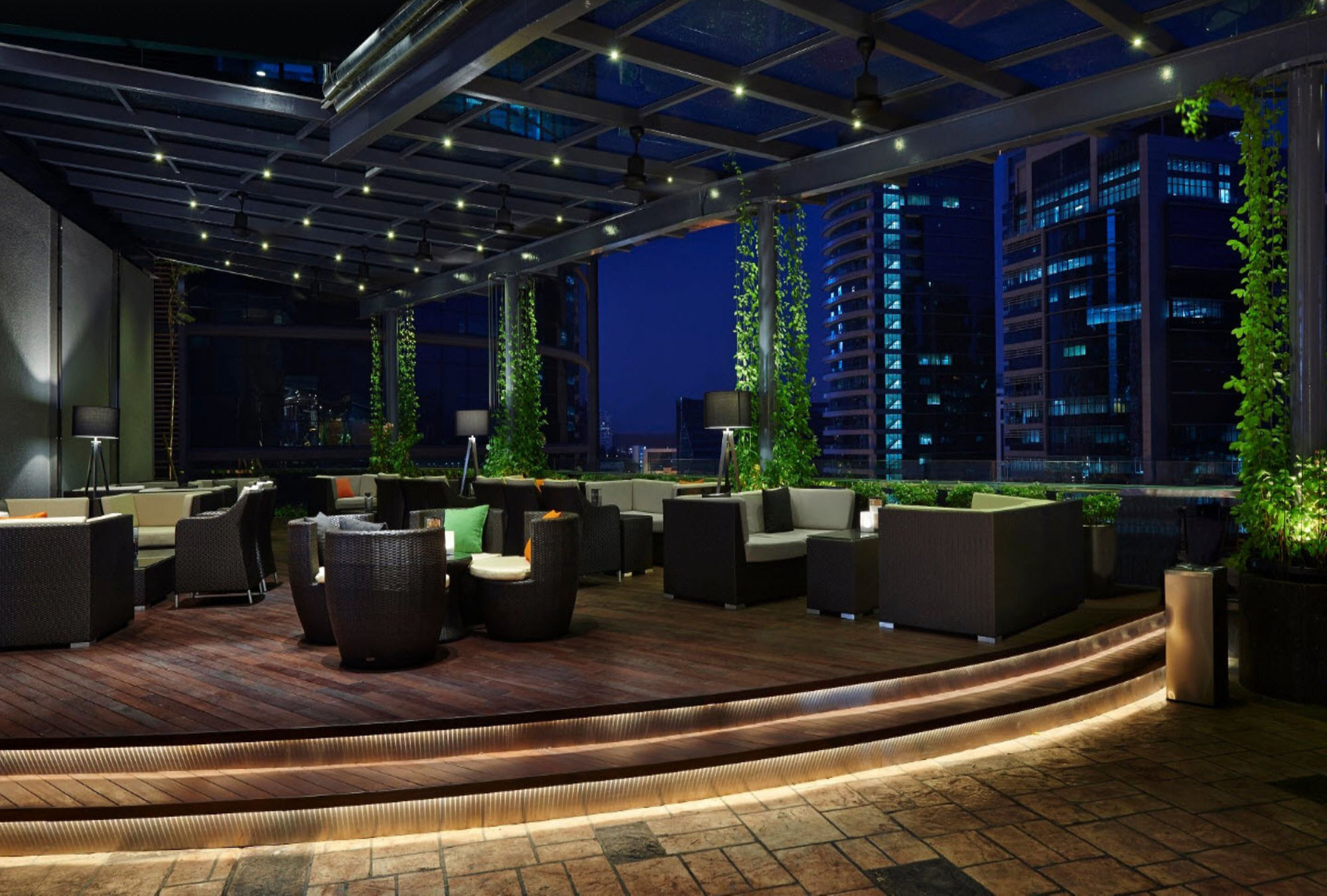 Ve & Hotel 4*